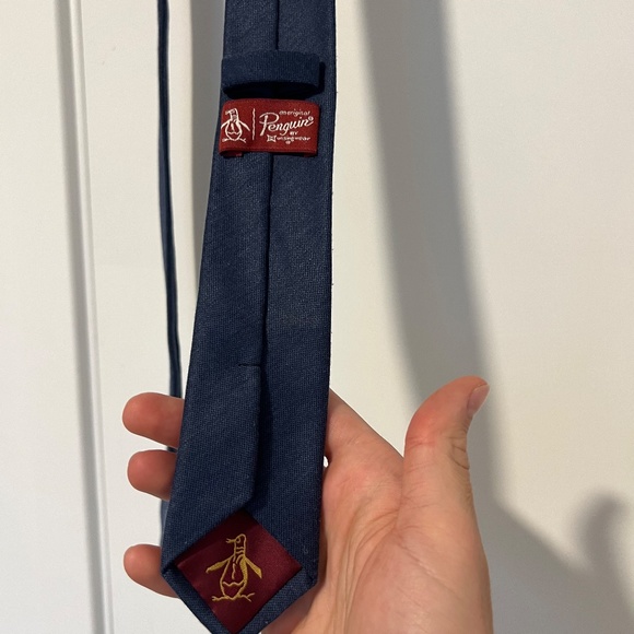 Penguin Men's Tie - Picture 4 of 5